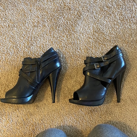 Also Racette heels - Picture 3 of 8